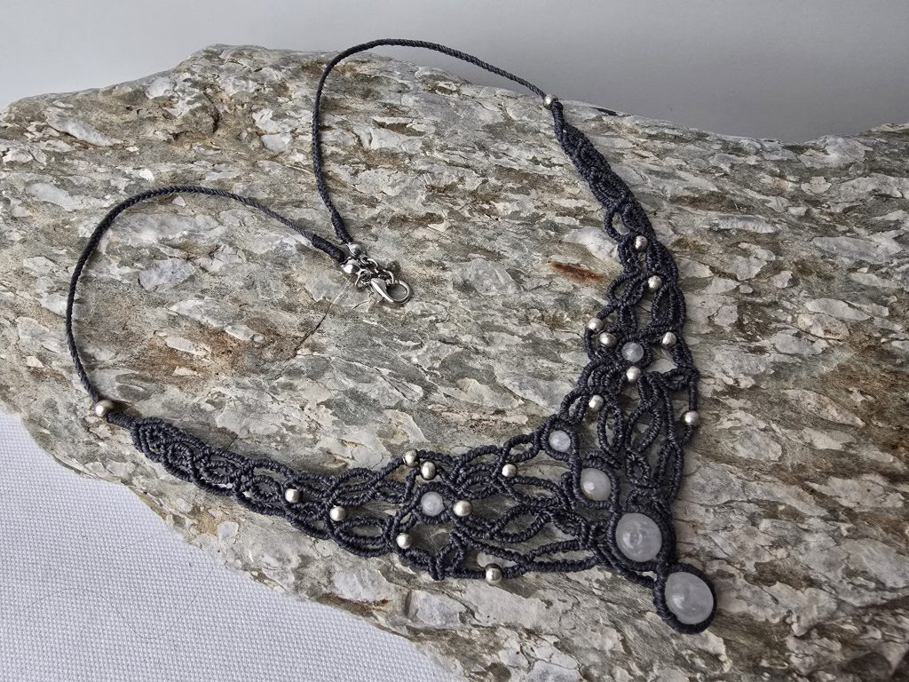 Moonlace
